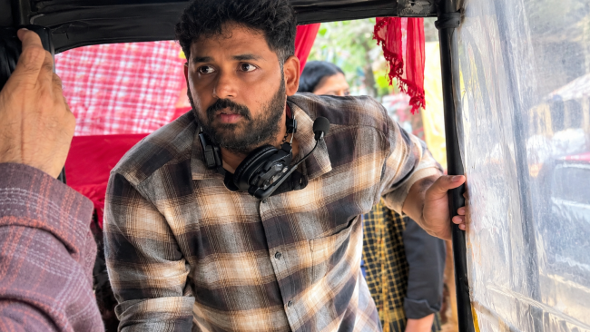 'తులాభారం' సెట్స్‌లోకి అడుగుపెట్టిన రవితేజ.. 'క్రైమ్ మహారాజా'గా నవ శకం ప్రారంభం