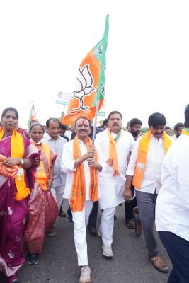 కాలుష్య కోరల్లో ప్రజలు.. స్వచ్ఛమైన గాలి, నీరు ప్రజల హక్కు: ఈటల రాజేందర్‌