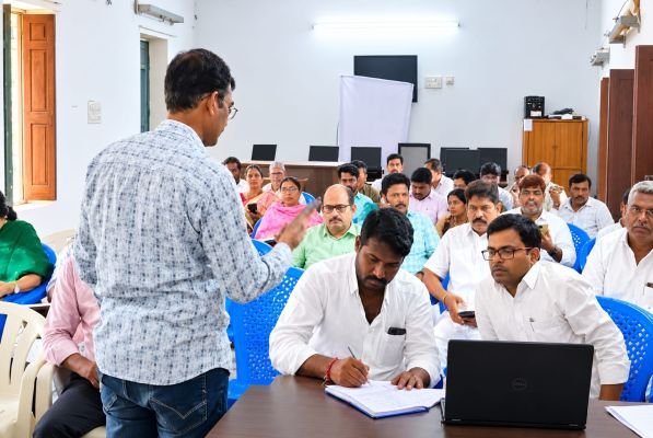 కరువు నివారణ చర్యలపై అధికారుల దృష్టి