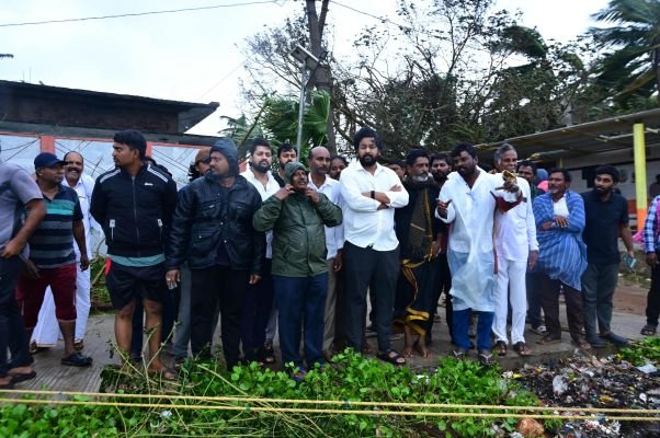 పలు తీర గ్రామాల్లో పర్యటించిన ఎంపీ హరీష్…