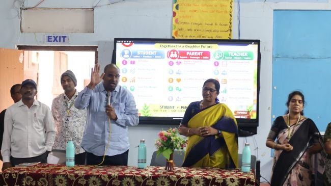 ఐఐటిఈ- అభ్యాస్ అకాడమీ విద్యార్థుల ప్రతిభను వెలికితేసే కార్యకమం