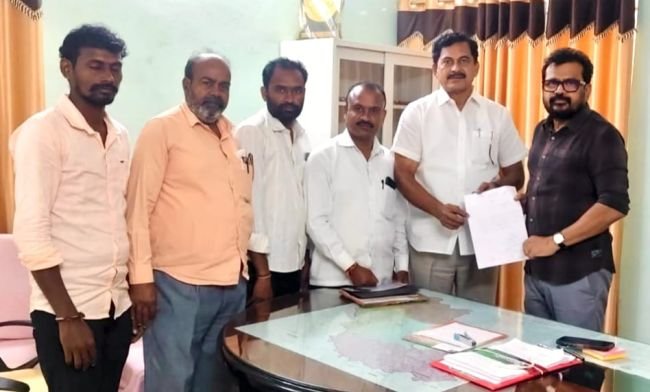 మూసి నీటిని క్రమబద్ధీకరించాలి.*
