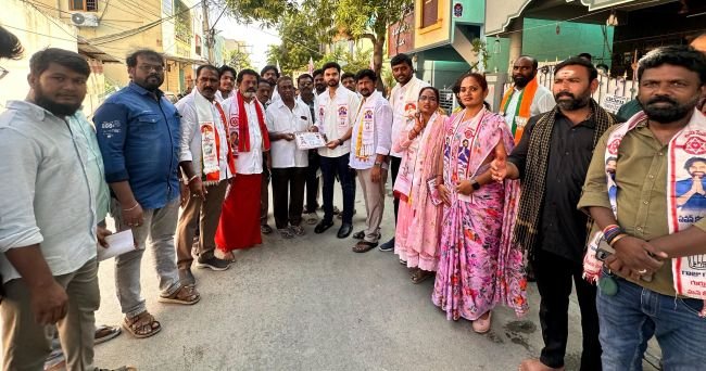 రాజారెడ్డిని ఆదరించండి... 58వ డివిజన్ లో ఆరణి మధన్ విస్తృత ప్రచారం 