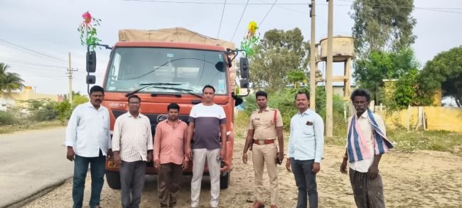 15 టన్నుల రేషన్ బియ్యం పట్టివేత!! ఎస్సై ప్రదీప్ రాజు