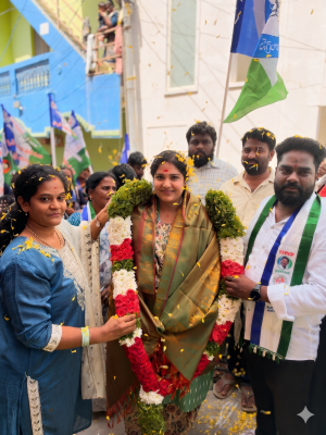 13వ వార్డులో శ్రీలక్ష్మి రాజేష్‌కు ఘన సన్మానం చైర్‌పర్సన్ అభ్యర్థికి శాలువా, పూలమాలతో ఆత్మీయ స్వాగతం తిరుమలేష్ యాదవ్ ప్రచారానికి జోరు