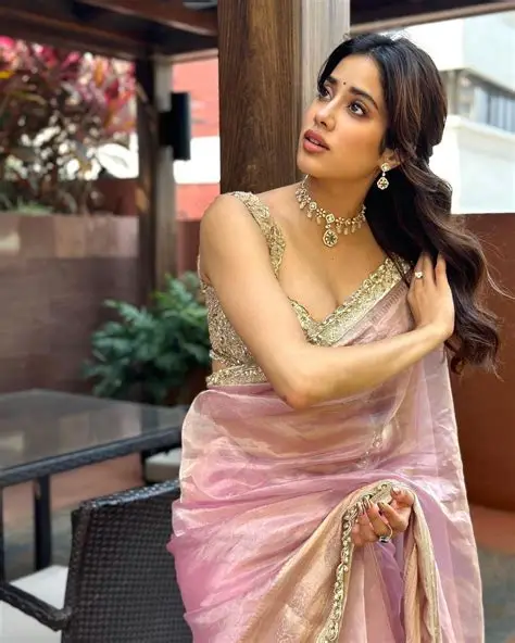 పెద్ది సినిమాలో తన   పాత్రపై జాన్వీ కపూర్ కామెంట్స్ 