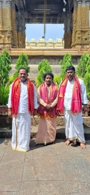ప్రజలందరూ సుభిక్షంగా ఉండాలి.
