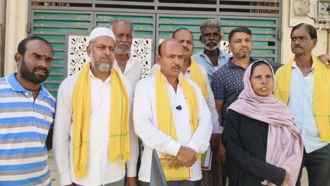 వార్డు అభివృద్ధే లక్ష్యంగా నూరి ఇక్బాల్ ఇంటింటి ప్రచారం