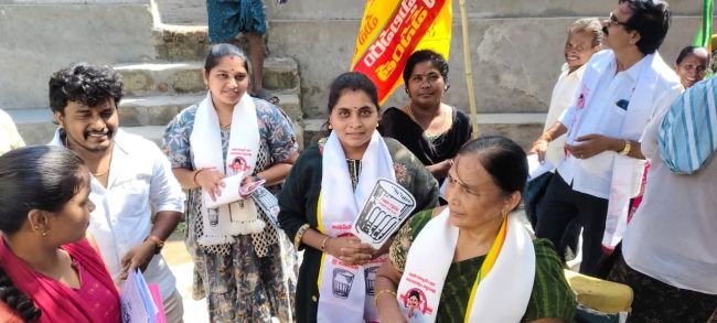 మైలవరం 5వ సెగ్మెంట్‌లో గొట్టం సుజాత విస్తృత ప్రచారం
