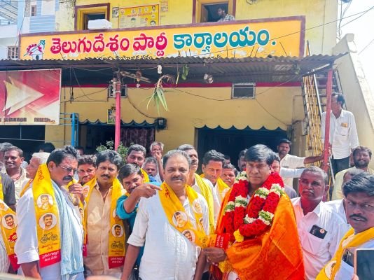 వైసీపీకి గట్టి షాక్.. టీడీపీలోకి చేరికలు