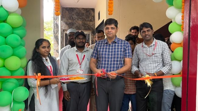 కామారెడ్డిలో నూతన ఆధార్ సేవా కేంద్రాన్ని ప్రారంభించిన జిల్లా కలెక్టర్  ఆశీష్ సంఘ్వాన్