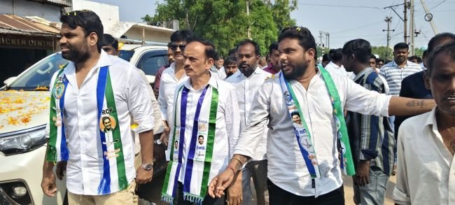 కడపలో వైసీపీ ఎన్నికల ప్రచారం ఉధృతం