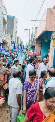 జోరు వానలోనూ వైయస్సార్సీపి  ప్రచార హోరు
