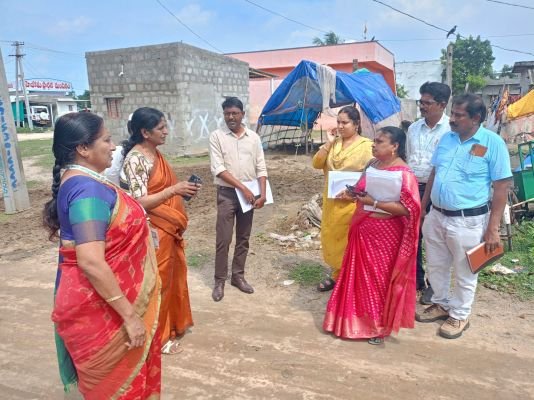 జడ్పీటీసీ, ఎంపీటీసీ ఎన్నికల పోలింగ్ కేంద్రాలను పరిశీలించిన   : జనరల్ అబ్జర్వర్ ఏ.ఏ.ఎల్. పద్మావతి