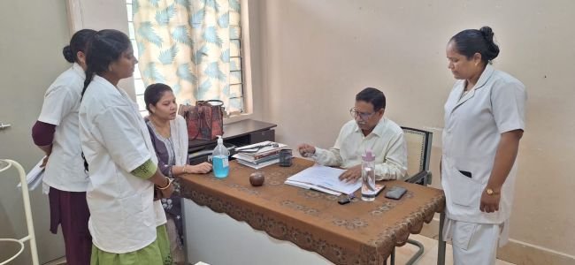 ఆరోగ్య కేంద్రాన్ని పరిశీలించిన జిల్లా వైద్యాధికారి డాక్టర్ పి జగదీశ్వర్ రావు