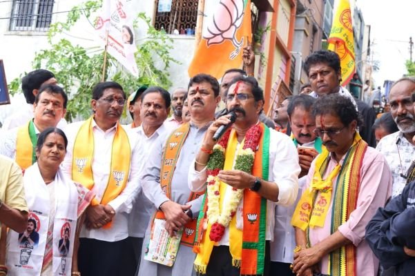 పరశురామరాజుకు మద్దతుగా ఎంపీ. సీఎం రమేష్ ప్రచారం