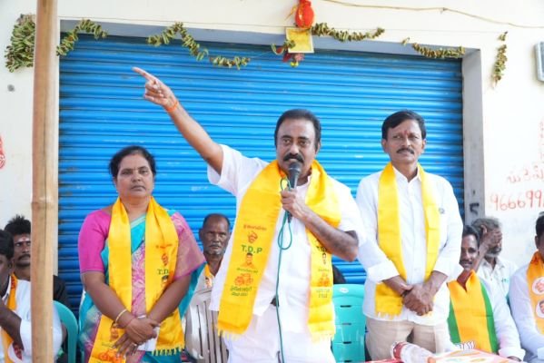 ​బోగోలు మండలంలో ముమ్మరంగా ప్రచారం - జడ్పీటీసీ, ఎంపీటీసీ అభ్యర్థులను భారీగా గెలిపించాలంటూ ఎమ్మెల్యే