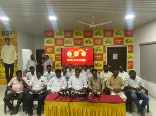 35 వేల ఎకరాల్లో పంట నష్టం.. రైతులకు అండగా కూటమి ప్రభుత్వంప్రతిపక్షాల విమర్శలు విడ్డూరం : ఎమ్మెల్యే ఆరిమిల్లి రాధాకృష్ణ