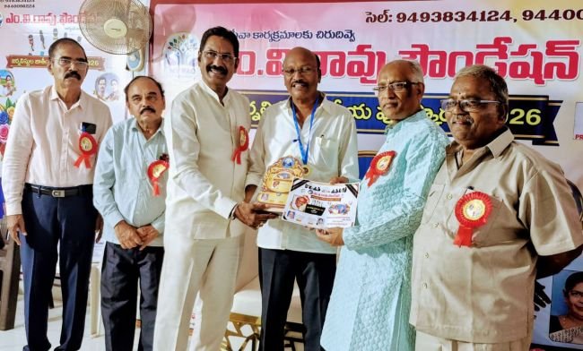 ​డాక్టర్‌ పాదర్తి నాగరాజుకు ‘జాతీయ ఉత్తమ జర్నలిస్టు’ పురస్కారం.