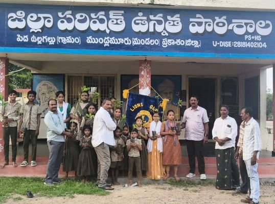మొక్కల పైనే సమాజ మనుగడ.