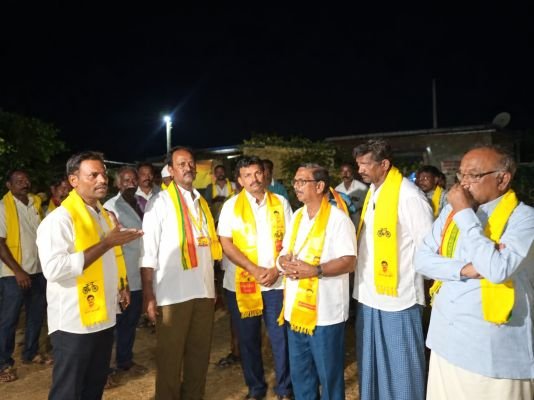 దేపూరులో జడ్పిటిసి, ఎంపీటీసీ అభ్యర్థుల ముమ్మార ప్రచారం