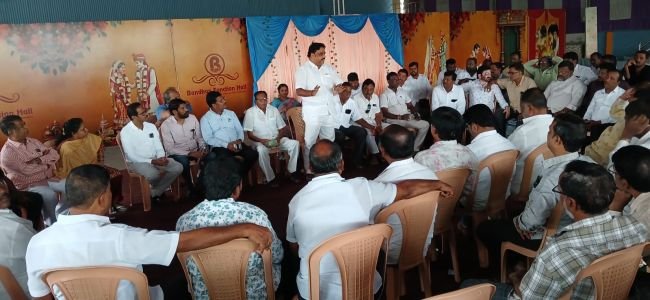 రైల్వే వంతెన నిర్మాణానికి ఐక్యంగా పోరాడాలి