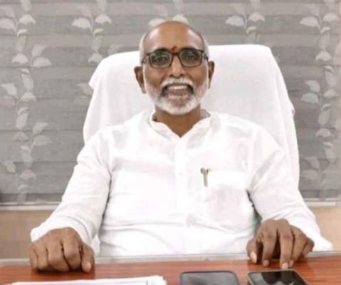 నేడే సామాజిక పెన్షన్ల పంపిణీ....... పొన్నూరు మున్సిపల్ కమిషనర్ ఎం రమేష్ బాబు