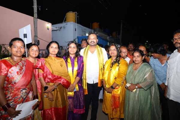 విజయమే లక్ష్యంగా తిరుపతి 5వ డివిజన్లో తుడా చైర్మన్ సుడిగాలి ప్రచారం