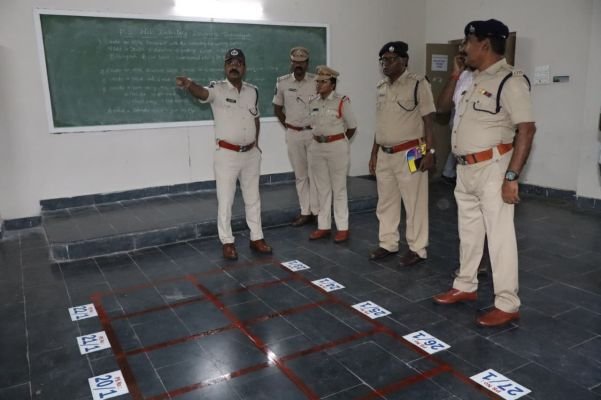 ఎన్నికలు ప్రశాంతంగా నిర్వహించేందుకు పటిష్ట భద్రతా చర్యలు చేపడుతున్నాము : జిల్లా ఎస్పీ బి.ఉమామహేశ్వర్ 