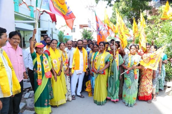 మాచర్ల : అభివృద్ధి చూసి ఓటు వేయండి.