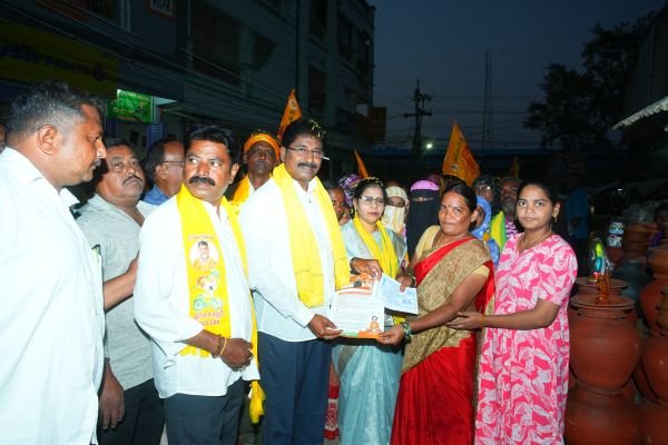 అభివృద్ధి దిశగా ముందుకు సాగుదాం - ఎమ్మెల్యే ముత్తుముల