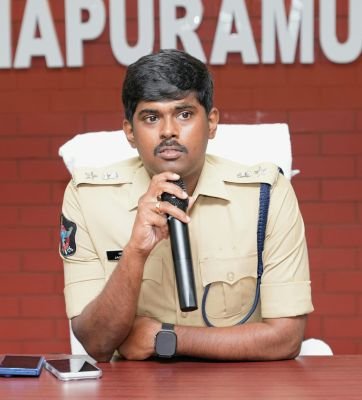 సోషల్ మీడియాలో అసత్య ప్రచారాలు చేస్తే కఠిన చర్యలు. అనంతపురం జిల్లా ఎస్పీ జగదీష్.