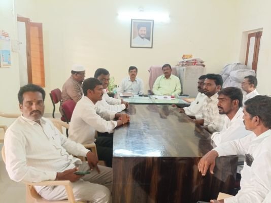 గ్రామాలలో అభివృద్ధి పనులను వేగవంతం చేయాలి. 