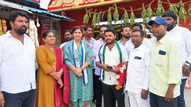 పలమనేరు మున్సిపాలిటీలో శ్రీలక్ష్మి విస్తృత ప్రచారం