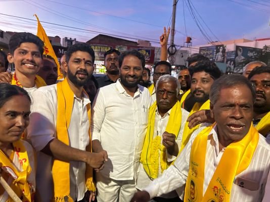 47వ వార్డులో హోరెత్తిన తెలుగుదేశం ప్రచారం : ఎమ్మెల్యే షాజహాన్ బాషాకి అడగుడునా అపూర్వ స్వాగతం - టిడిపి అభ్యర్థి రెడ్డి కేశవులను గెలిపించాలని విజ్ఞప్తి