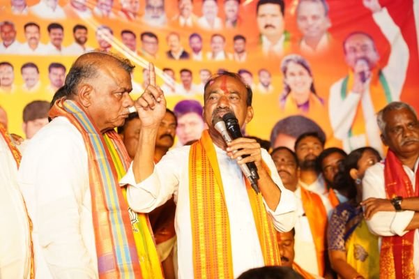 రేవంత్ ప్రభుత్వాన్ని కూల్చే వరకు తిరుగుతా.. నిధులు తెప్పించలేకపోతే రాజకీయాల నుంచి తప్పుకుంటా: ఎంపీ ఈటల రాజేందర్