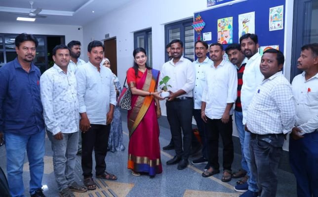 రాజన్న సిరిసిల్ల PRGTA నూతన బాడీకి కలెక్టర్ శుభాకాంక్షలు