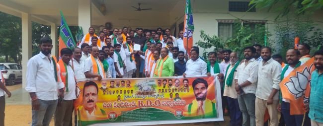 రైతుల సమస్యలను పరిష్కరించాలి  – బీజేపీ నాయకుల డిమాండ్