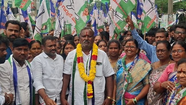 91వ వార్డులో హోరెత్తిన వైఎస్సార్‌సీపీ ప్రచారం