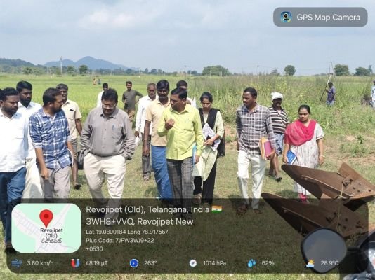 రీ-సర్వే పనులను పరిశీలించిన అదనపు కలెక్టర్