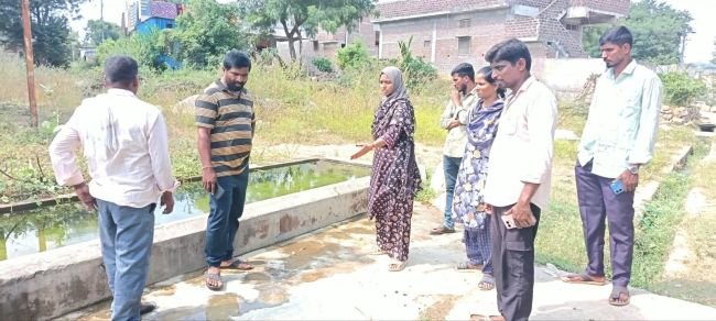 ఇంకుడు గుంతల వల్ల భూమిలో నీటి నిల్వ పెరుగుతుంది - ఎంపీడీవో తాహీరా బేగం