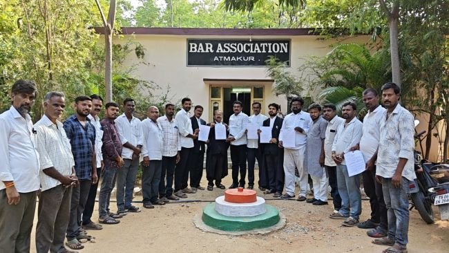 ఎమ్మెల్సీ ఓటు నమోదు చేసుకోవాలి