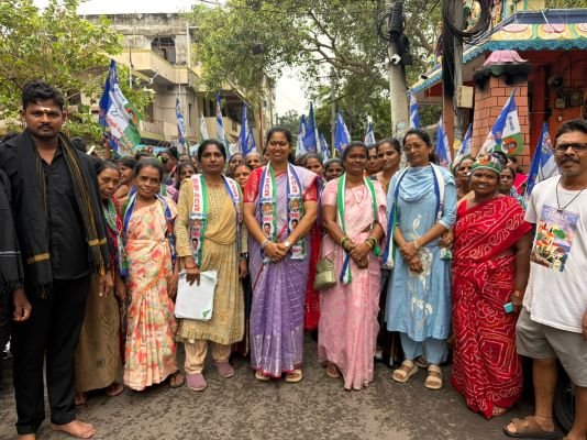 49 వ వార్డును ఉత్తమ వార్డుగా చేస్తాను.. వైసీపీ అభ్యర్థి బొడ్డేటి మాధవి కిరణ్