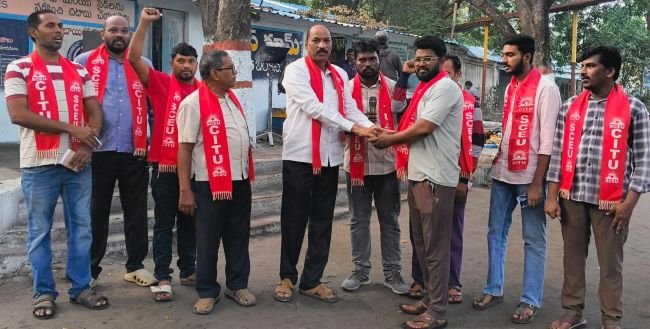 సింగరేణి కార్మికుల హామీలపై సమాధానం చెప్పాలి - 12వ వేతన ఒప్పందంపై తేల్చకుంటే పోరుబాటే