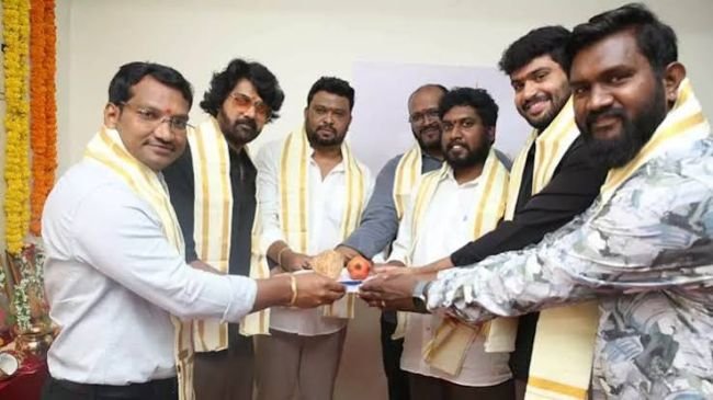 హైదరాబాద్‌లో ఘనంగా ప్రారంభమైన 'ఓరి నాయనో'.. క్లాప్ కొట్టిన ప్రముఖ నిర్మాత వంశీ నందిపాటి!