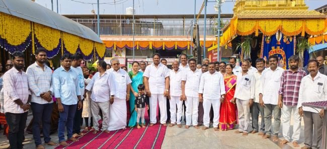 వెంకన్న సన్నిధి నుంచి చిర్ల జగ్గిరెడ్డి స్థానిక ఎన్నికల ప్రచారానికి శ్రీకారం