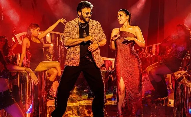 వెంకటేష్ 'ఆదర్శ కుటుంబం' సినిమాలో ఆ క్రేజీ సాంగ్ మిస్సింగ్.. ఫ్యాన్స్‌కు నిరాశే!