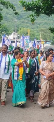 ముగిసిన వైసిపి ప్రచార జోరు   * కార్పొరేటర్ అభ్యర్థి సత్యాల సాగరిక వెంకట్ *