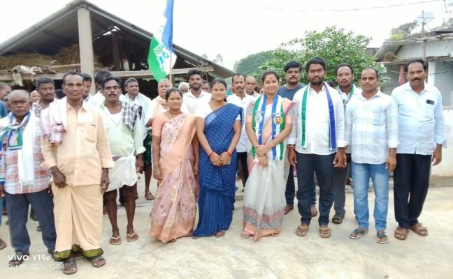 గొట్టివలస ఎంపిటిసి అభ్యర్థి సంధ్య విస్తృత ప్రచారం