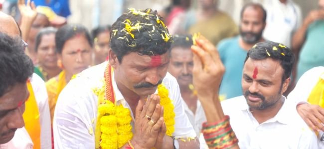 నన్ను అత్యధిక మెజార్టీతో గెలిపించండి   * ముగిసిన చివరి ప్రచారంలో బుడుమూరి *